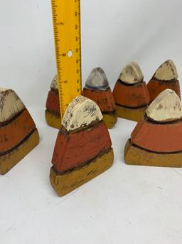 8 Wooden Candy Corn Standing Decorations