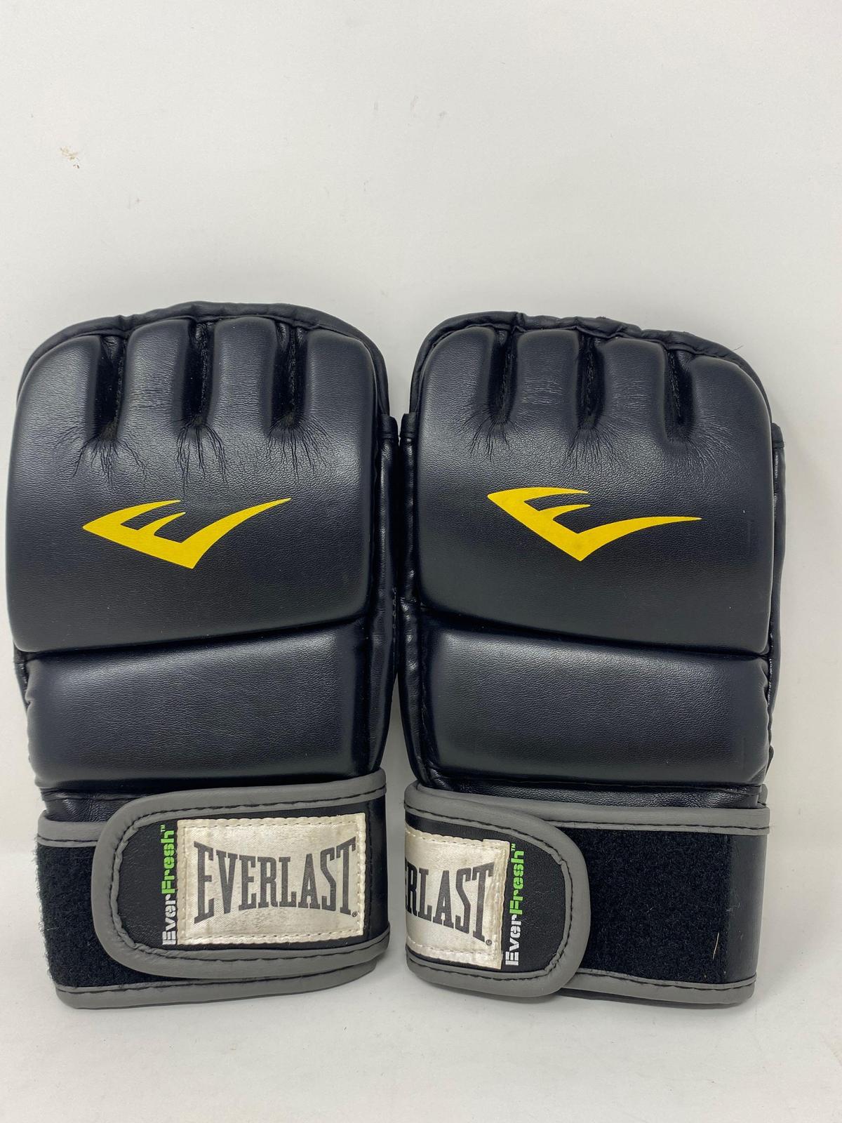 Everlast UFC Style Gloves