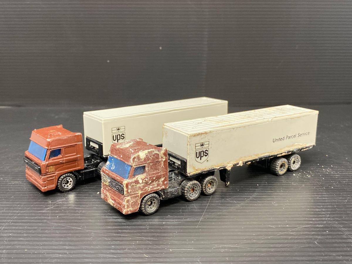 2 Matchbox UPS Tractor Trailers