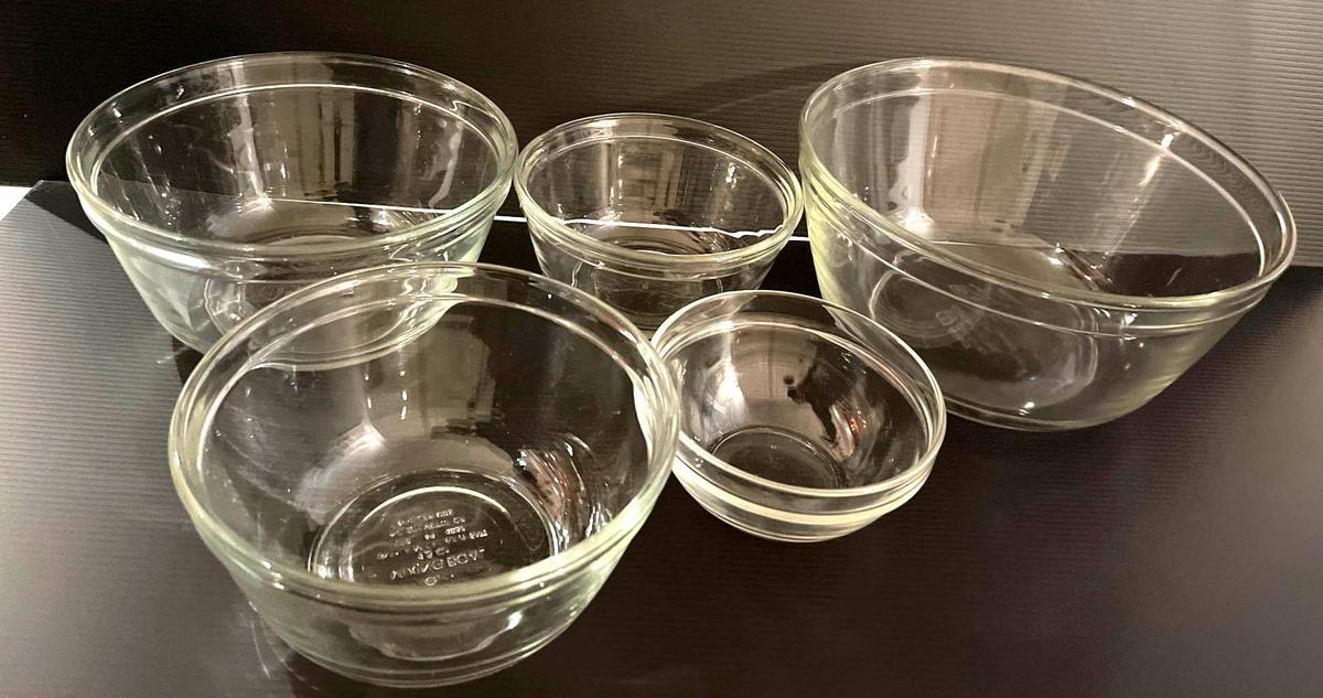 Anchor 5 Pc. Graduated Clear Glass Mixing Bowl Set