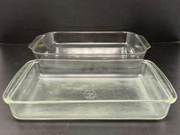 2 Pyrex Rectangular Baking Dishes