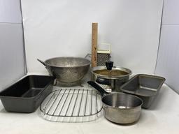 Cookware & Bakeware Lot