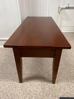 Cherry Coffee Table with 1 drawer