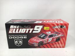 Action Dodge Dealer Bill Elliott #9 1:24 Scale Stock Car with Box