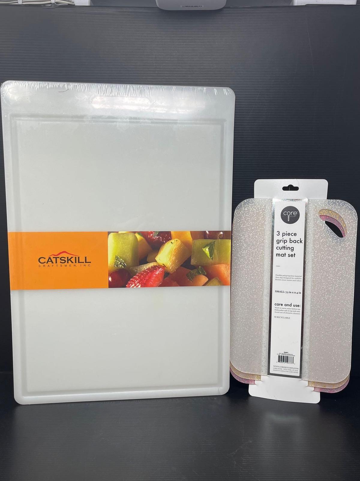 Catskill Cutting Board and Core 3-Piece Grip Back Cutting Mat Set- Both New