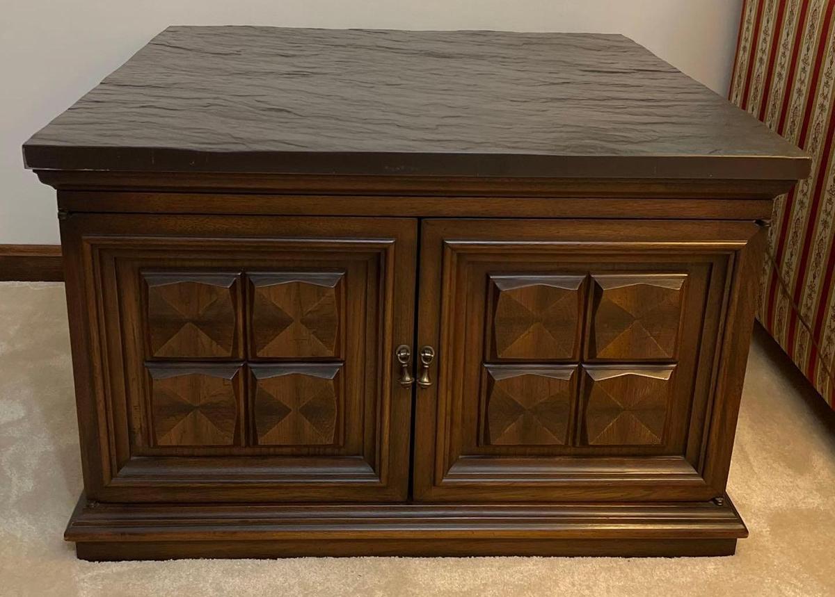 Pair of 20th Century Antique Style Dark Wood Cabinets/End Tables