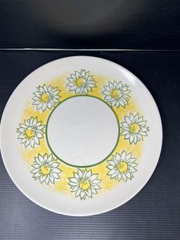 Round Daisy Platter, Clear Pyrix Pie Plate and Ceramic Rolling Pin with Green Wooden Handles