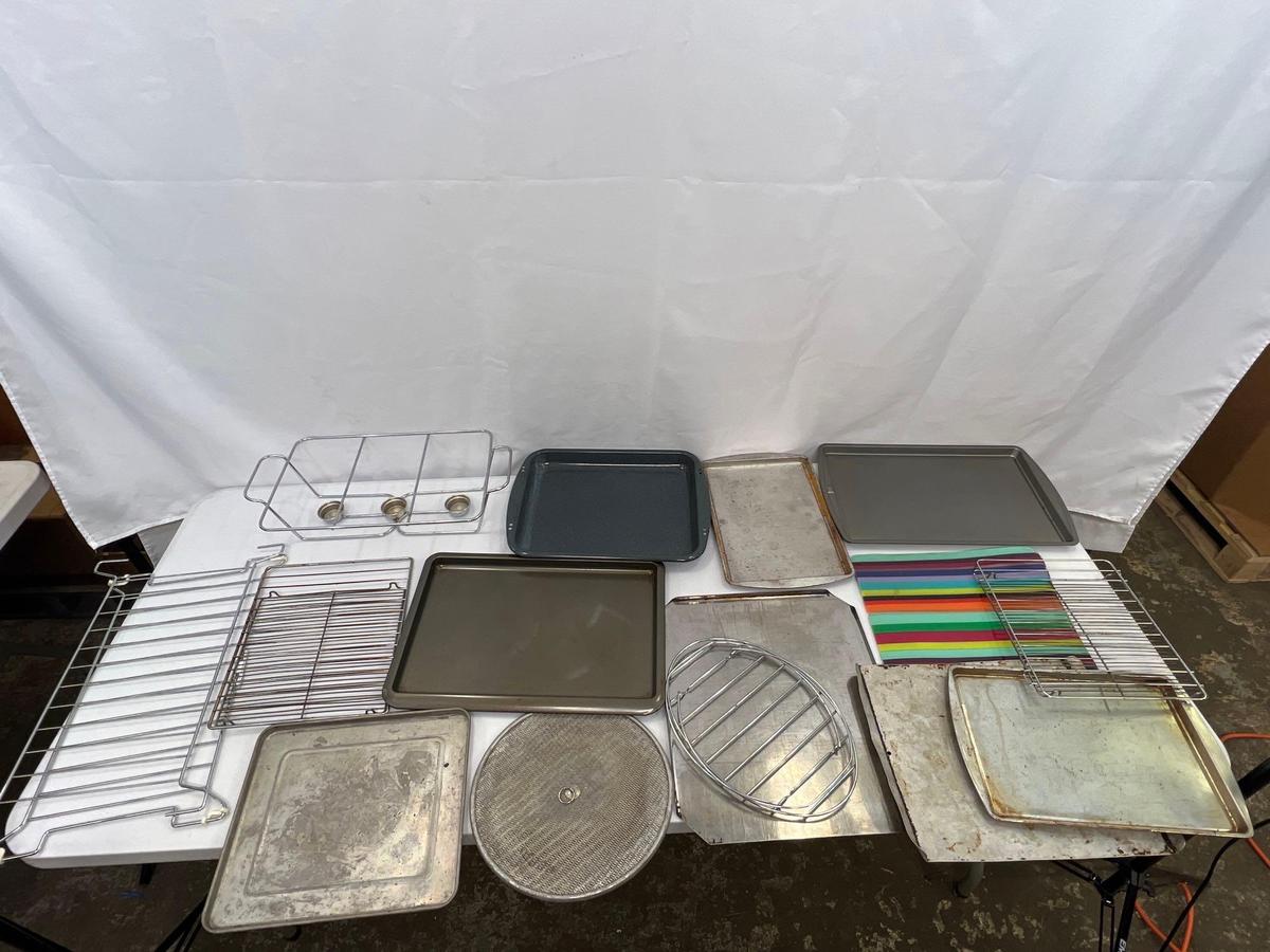 Metal Baking Sheets, Cooling Racks, Warming Dish Frame and Pizza Pans