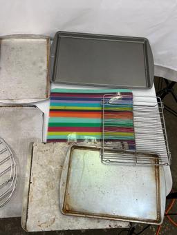 Metal Baking Sheets, Cooling Racks, Warming Dish Frame and Pizza Pans