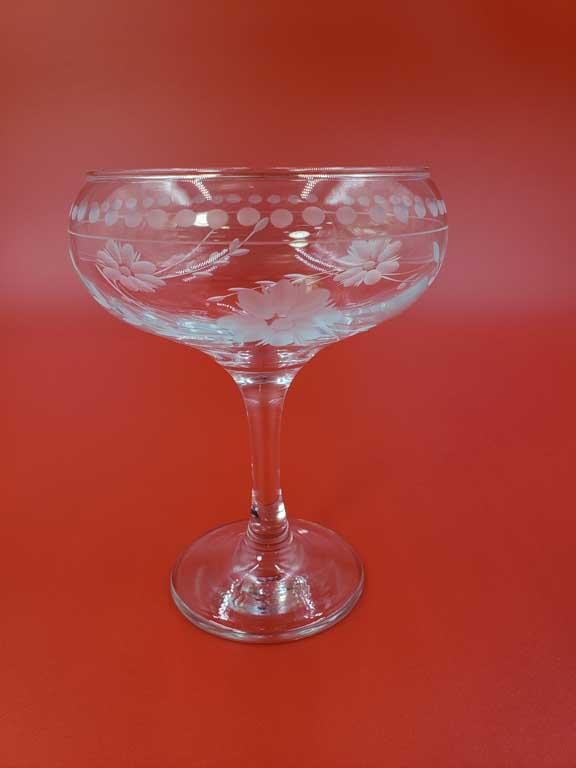 Set 12 Vintage William Sonoma Etched Champagne Glasses