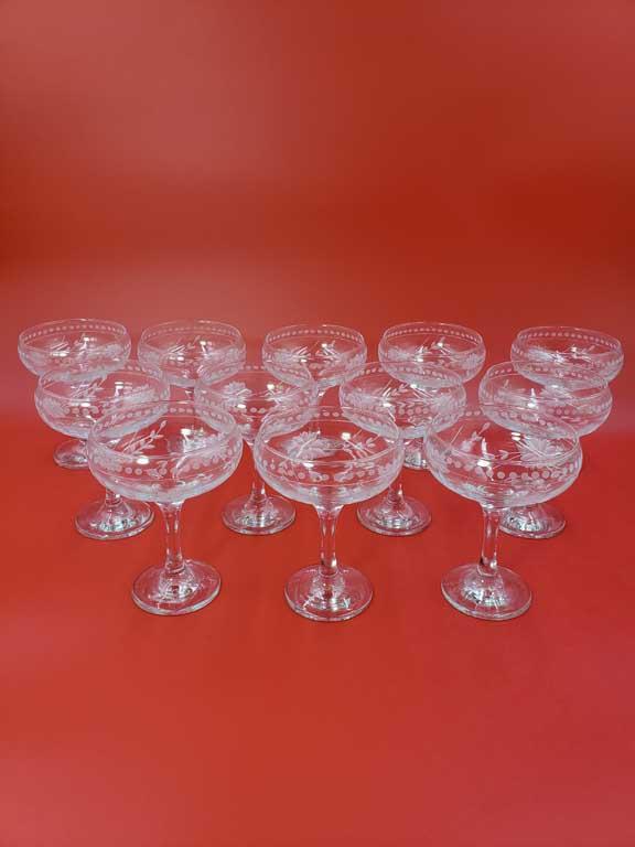 Set 12 Vintage William Sonoma Etched Champagne Glasses