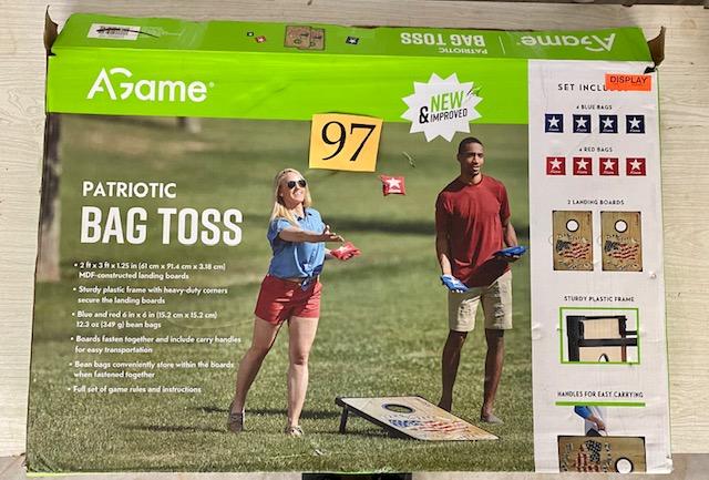 PATRIOTIC BAG TOSS GAME