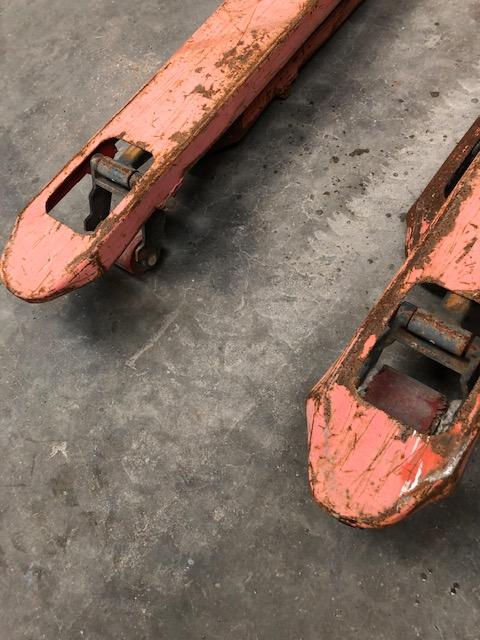 LOT OF PALLET JACKS - 4