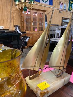 COPPER SAILBOAT WITH QUARTZ BASE