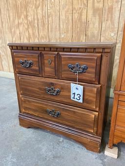 3 DRAWER NIGHTSTAND