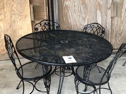 OUTDOOR PATIO TABLE SET - 48" UMBRELLA TABLE WITH 4 CHAIRS