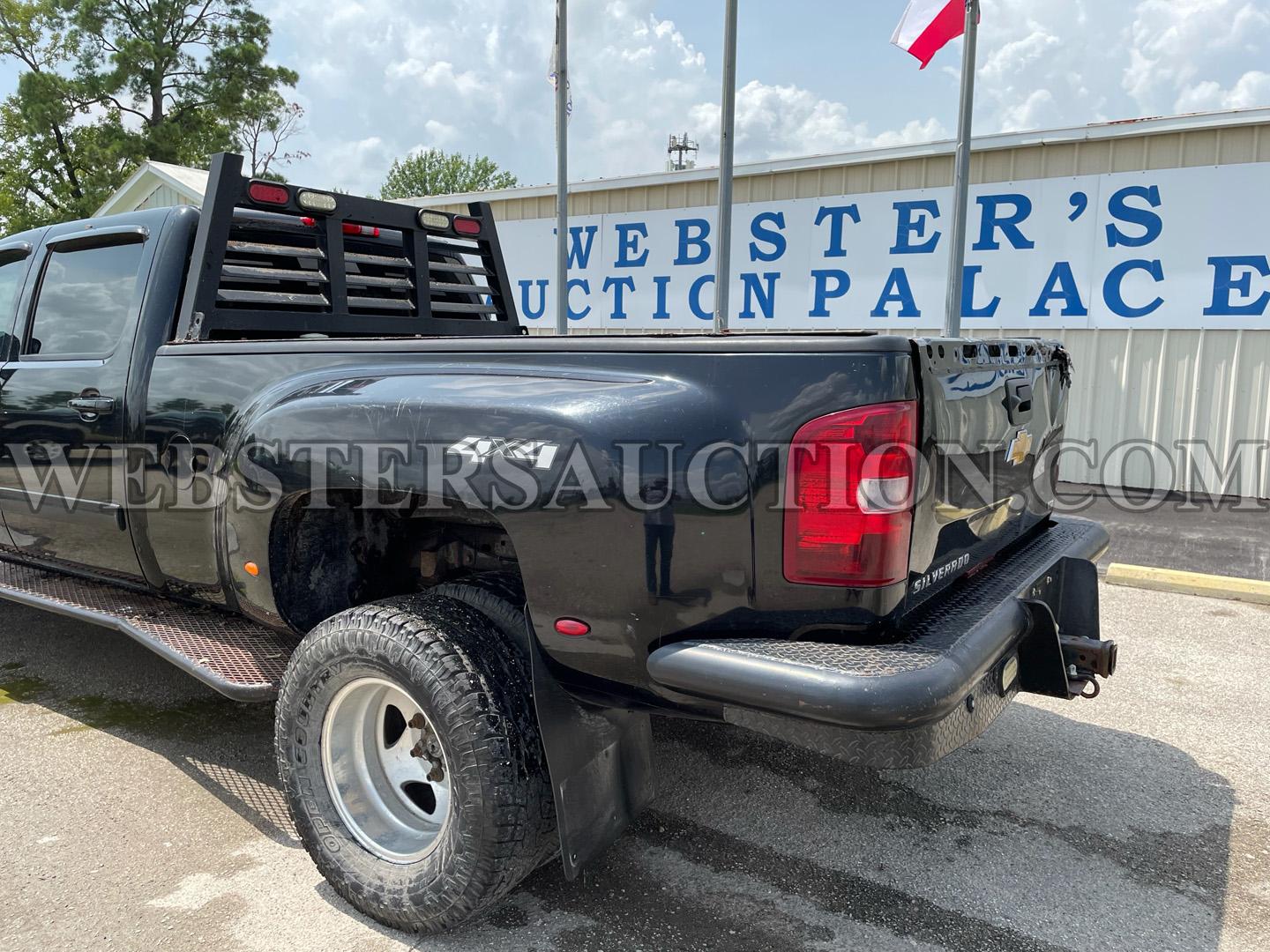 2013 CHEVROLET 3500 TRUCK