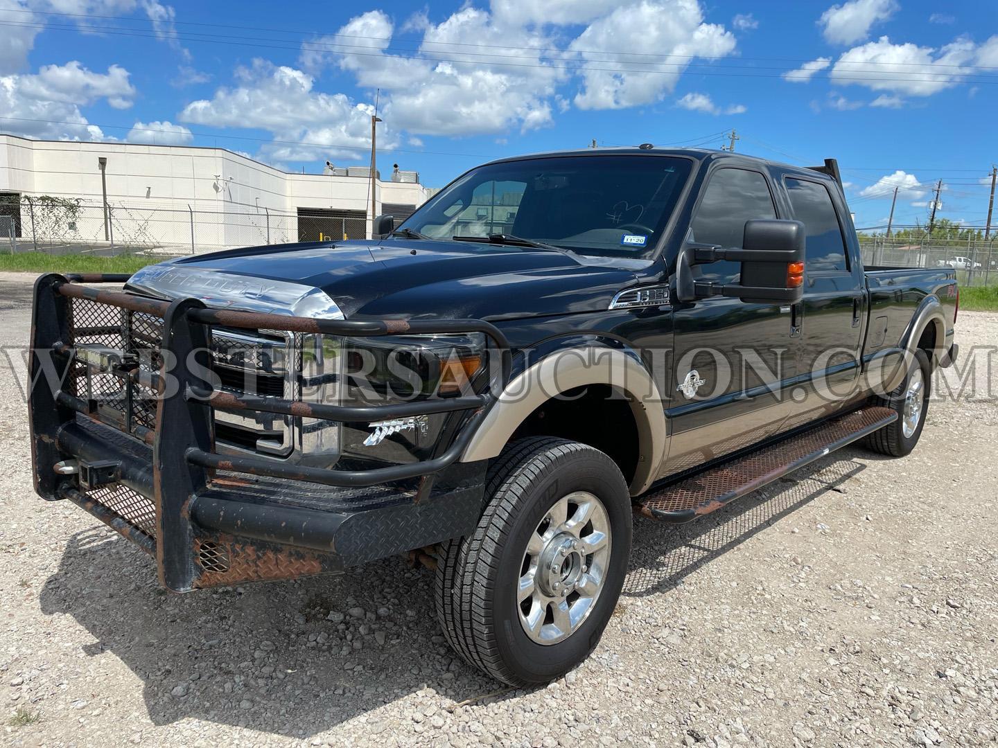 2012 FORD F-350 LARIAT FX4 CREW CAB TRUCK