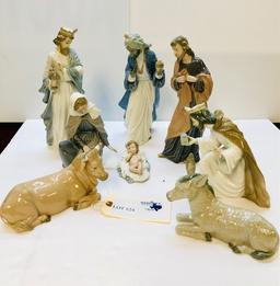 8PC PORCELAIN NATIVITY SCENE NAO BY LLADRO