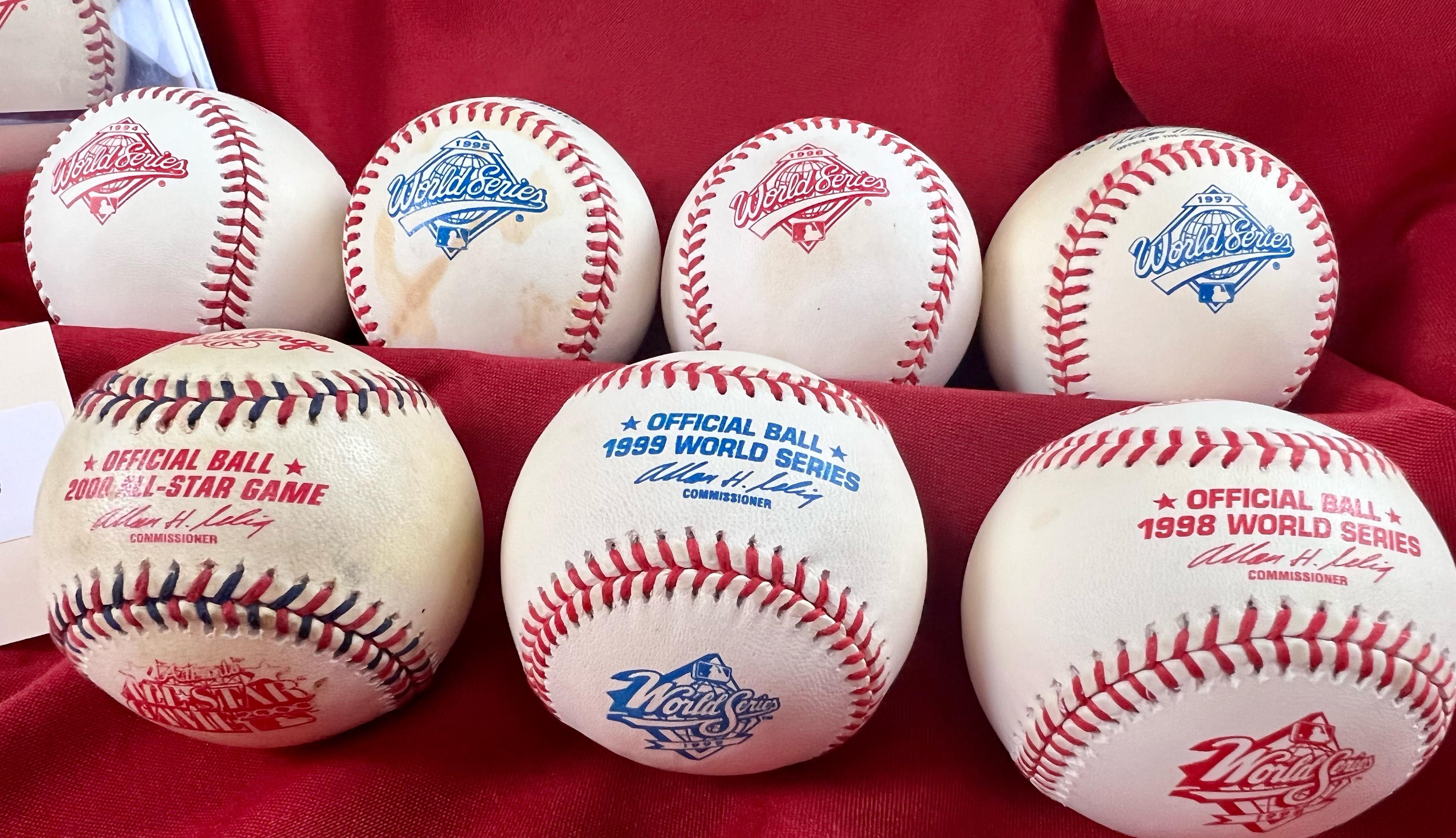 12 - WORLD SERIES BASEBALLS