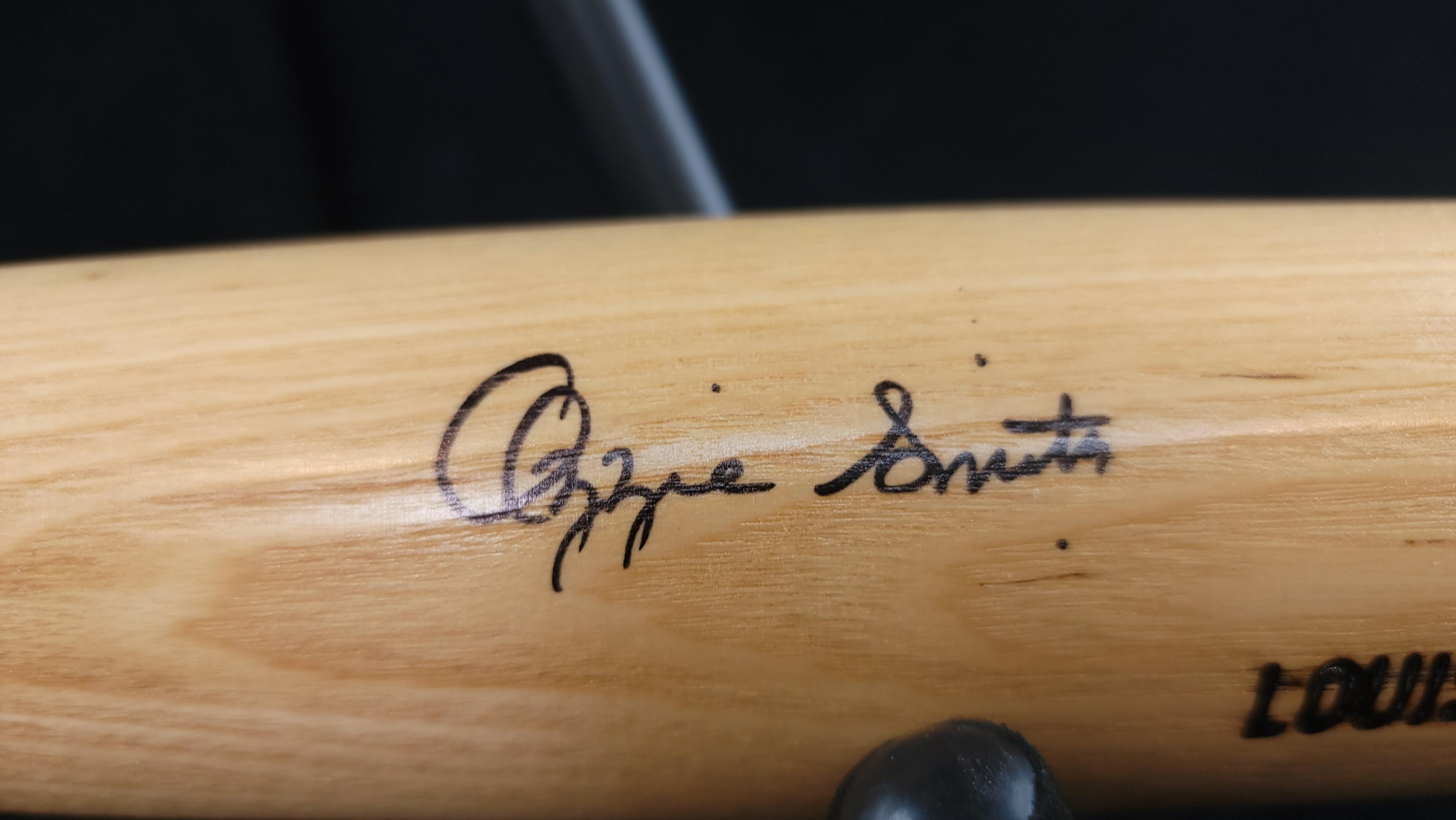 SIGNED OZZIE SMITH BAT