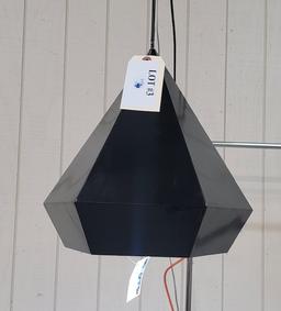 BLACK METAL HANGING PENDANT LIGHT