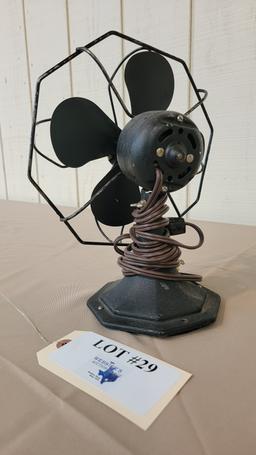 ANTIQUE GE TABLE TOP FAN IN WORKING CONDITION