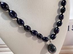 16" FRESH WATER BLACK PEARL NECKLACE