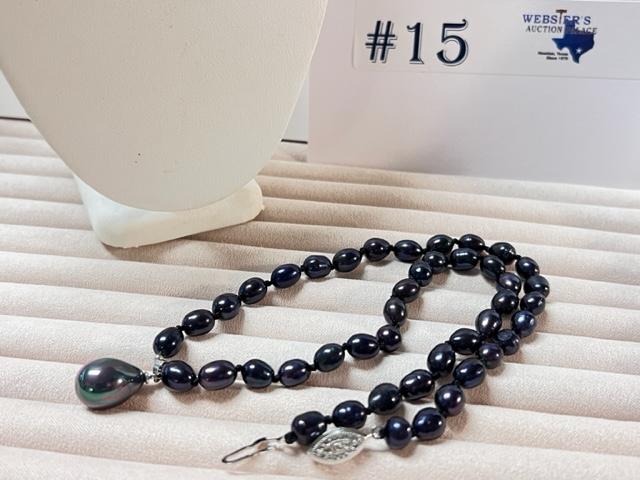 16" FRESH WATER BLACK PEARL NECKLACE