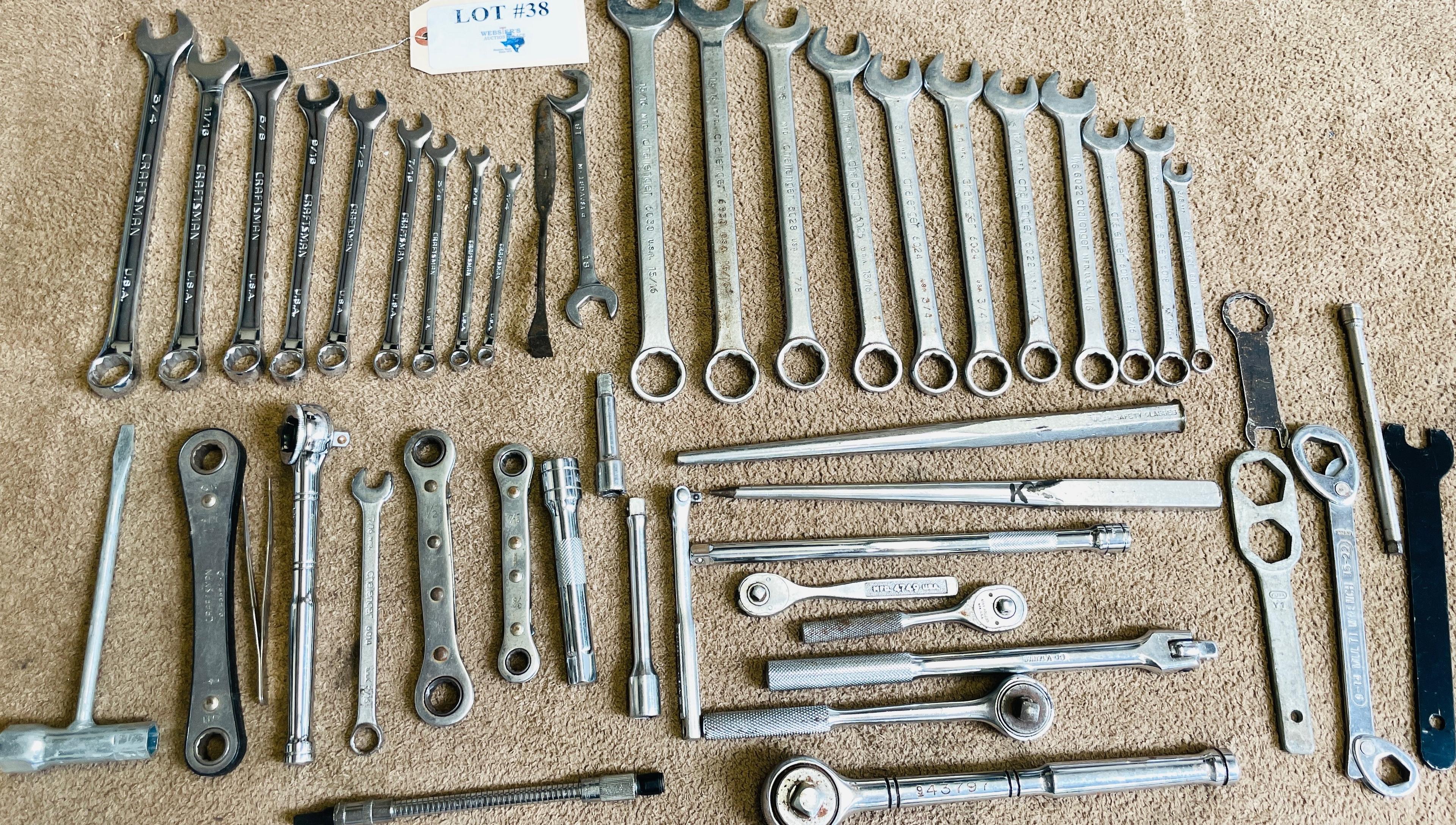 LARGE LOT OF WRENCHES