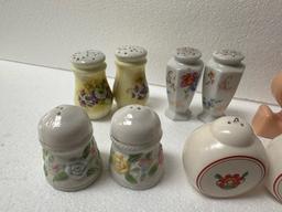 7PC PAINTED SALT AND PEPPER SHAKERS