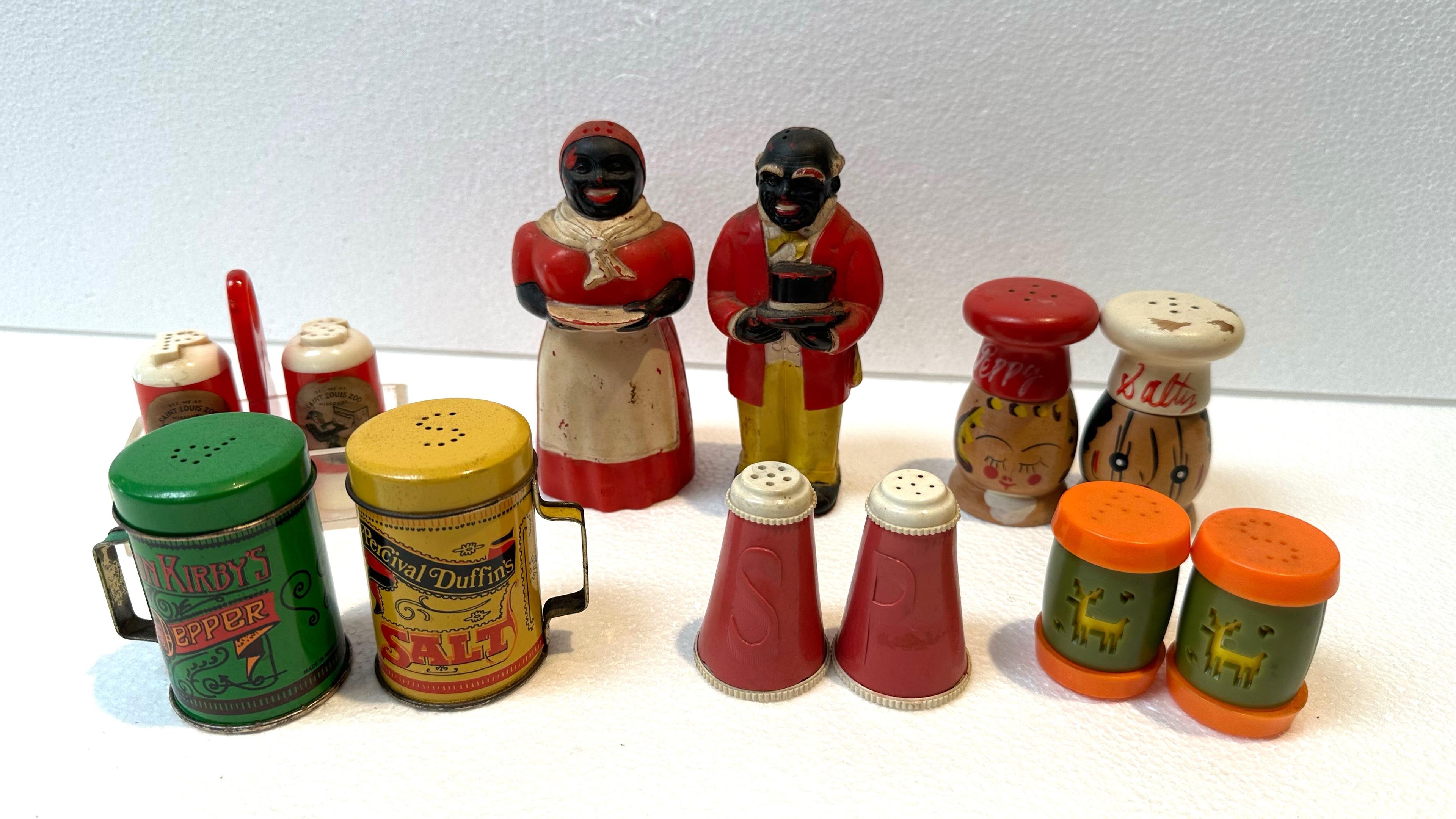 6PC VINTAGE SALT AND PEPPER SETS