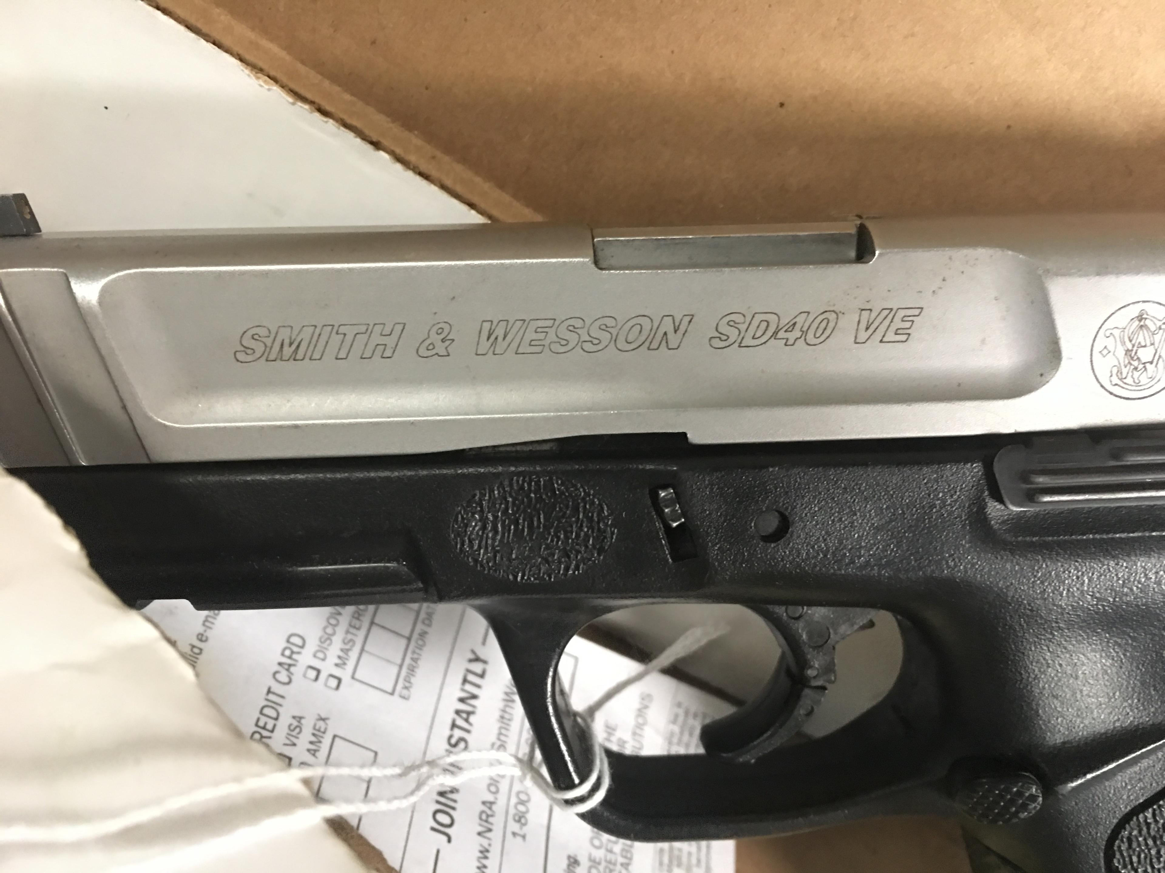 Smith & Wesson SD40 VE