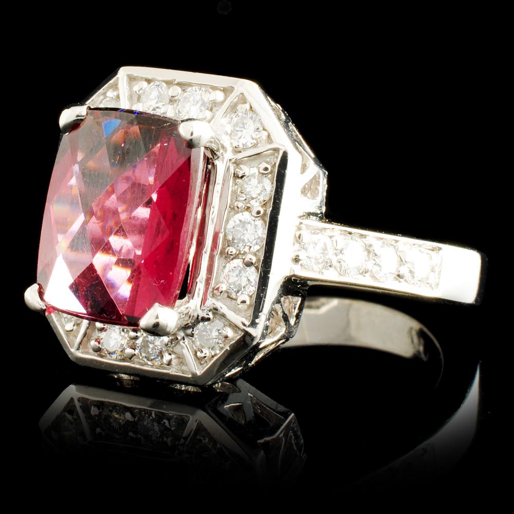 14K Gold 4.14ct Garnet & 0.52ctw Diamond Ring