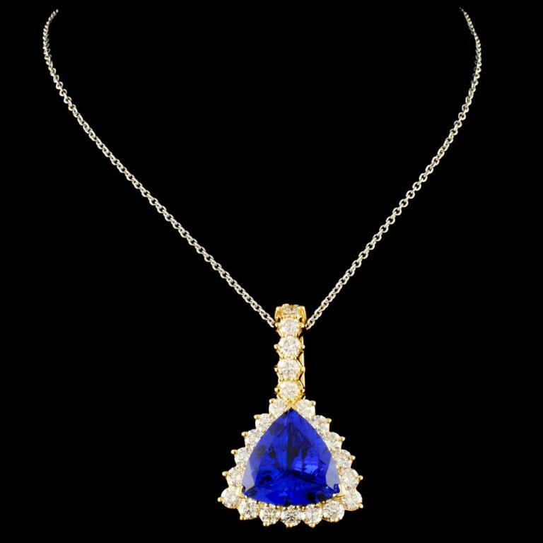 18K Gold 6.84ct Tanzanite & 1.96ctw Diamond Pendan