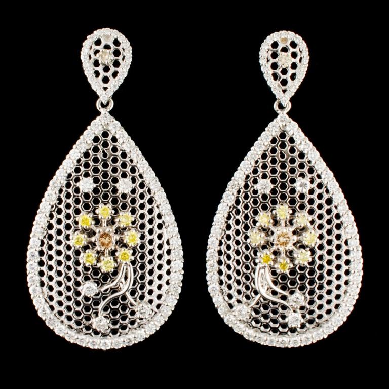 18K Gold 4.16ctw Diamond Earrings