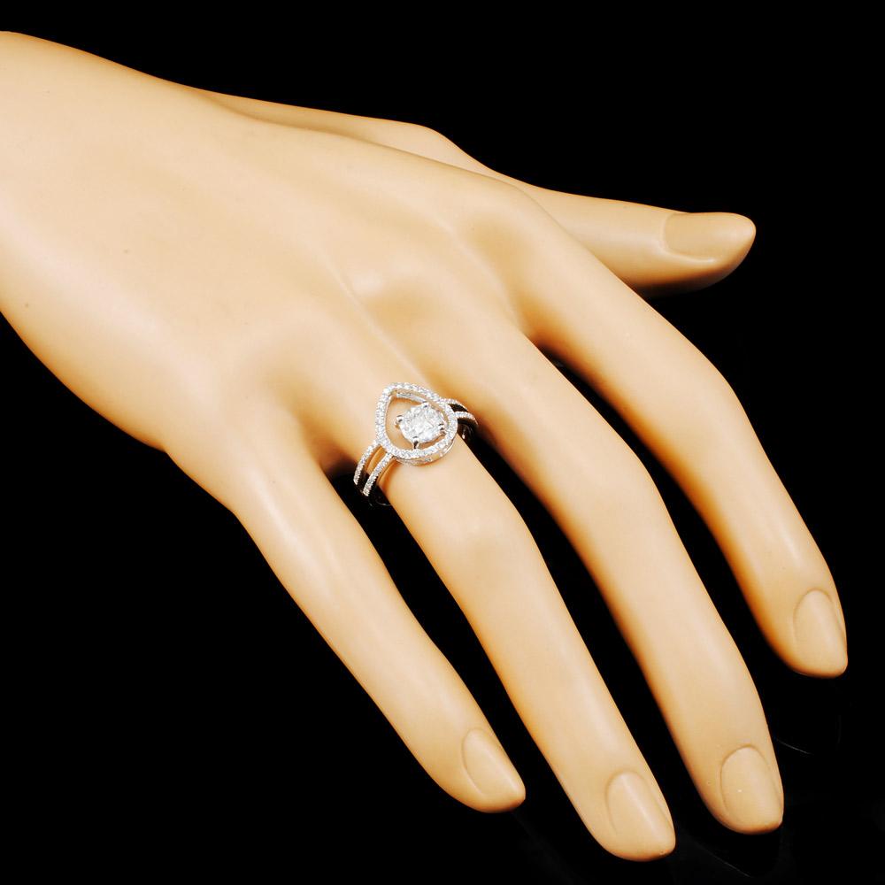 18K Gold 0.98ctw Diamond Ring