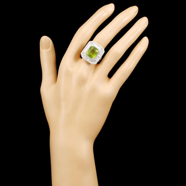 18K Gold 5.65ct Peridot & 1.73ctw Diamond Ring