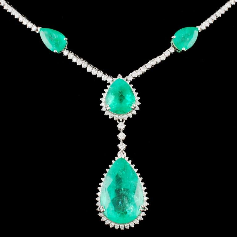 18K Gold 25.31ctw Emerald & 3.78ctw Diamond Neckla