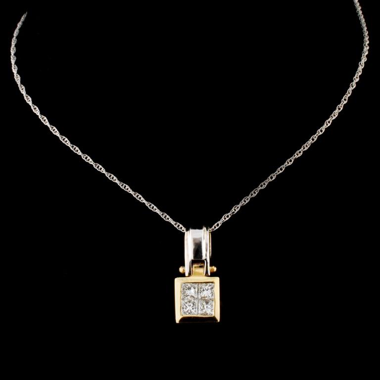 14K Gold 0.46ctw Diamond Pendant