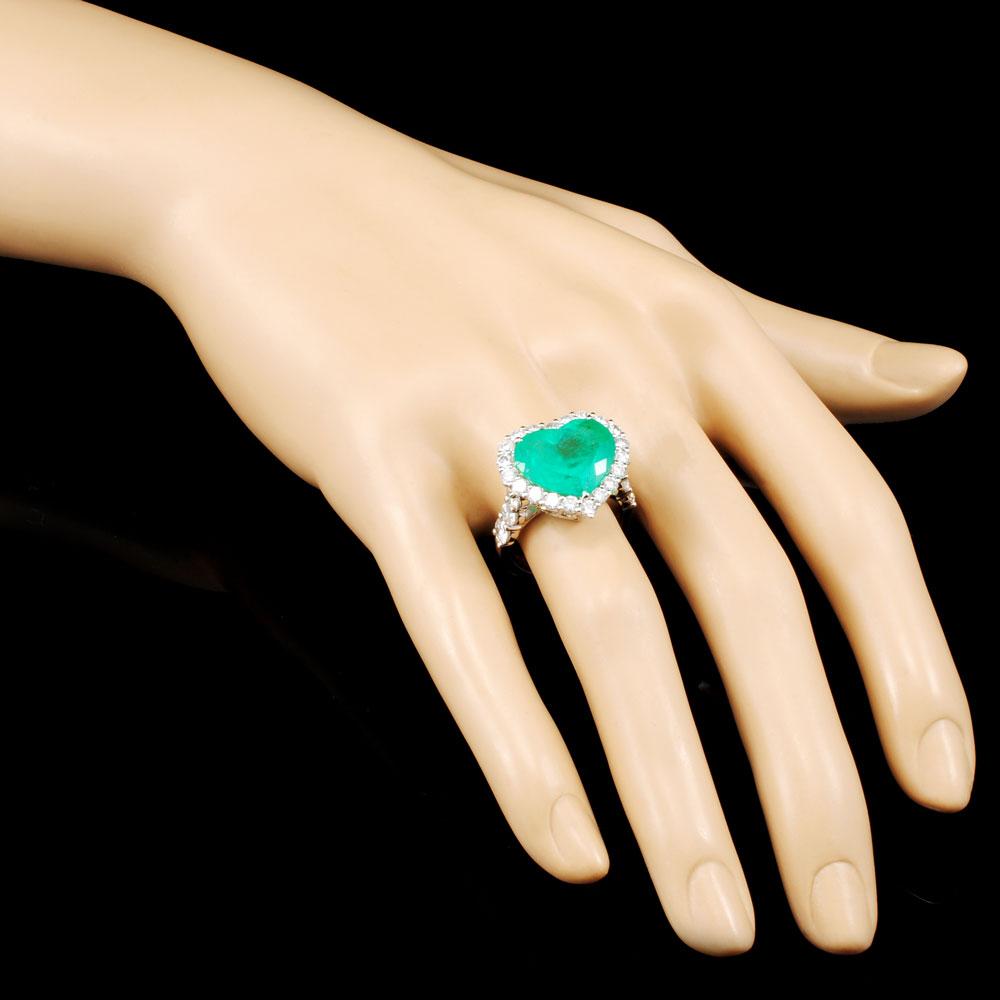 18K Gold 7.70ct Emerald & 2.24ctw Diamond Ring