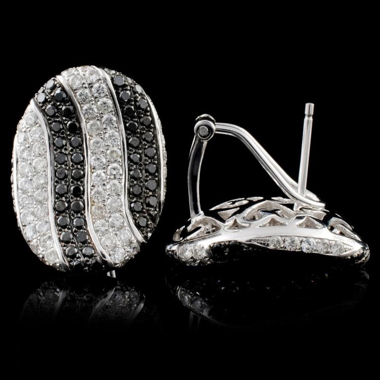 18K White Gold 2.50ctw Fancy Color Diamond Earring