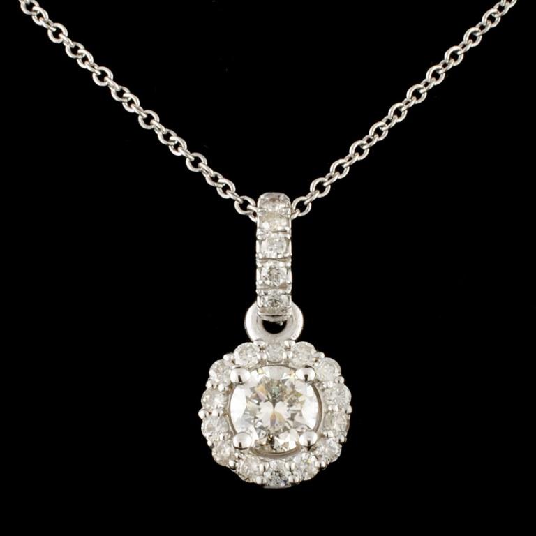 14K Gold 0.78ctw Diamond Pendant