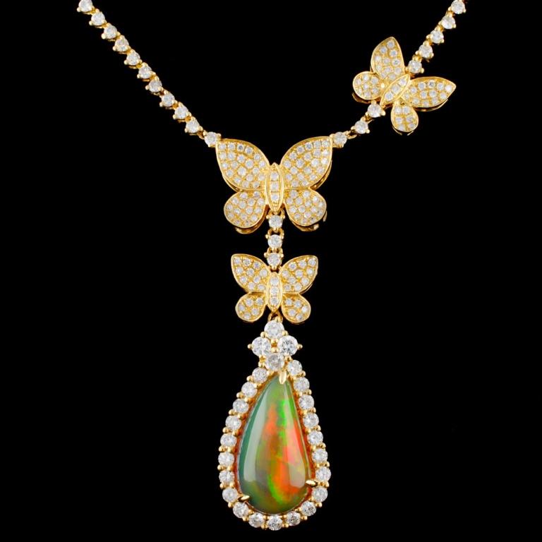 18K Gold 3.72ct Opal & 3.03ctw Diamond Necklace