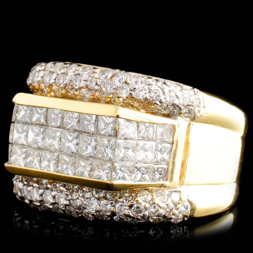 18K Gold 2.60ctw Diamond Ring