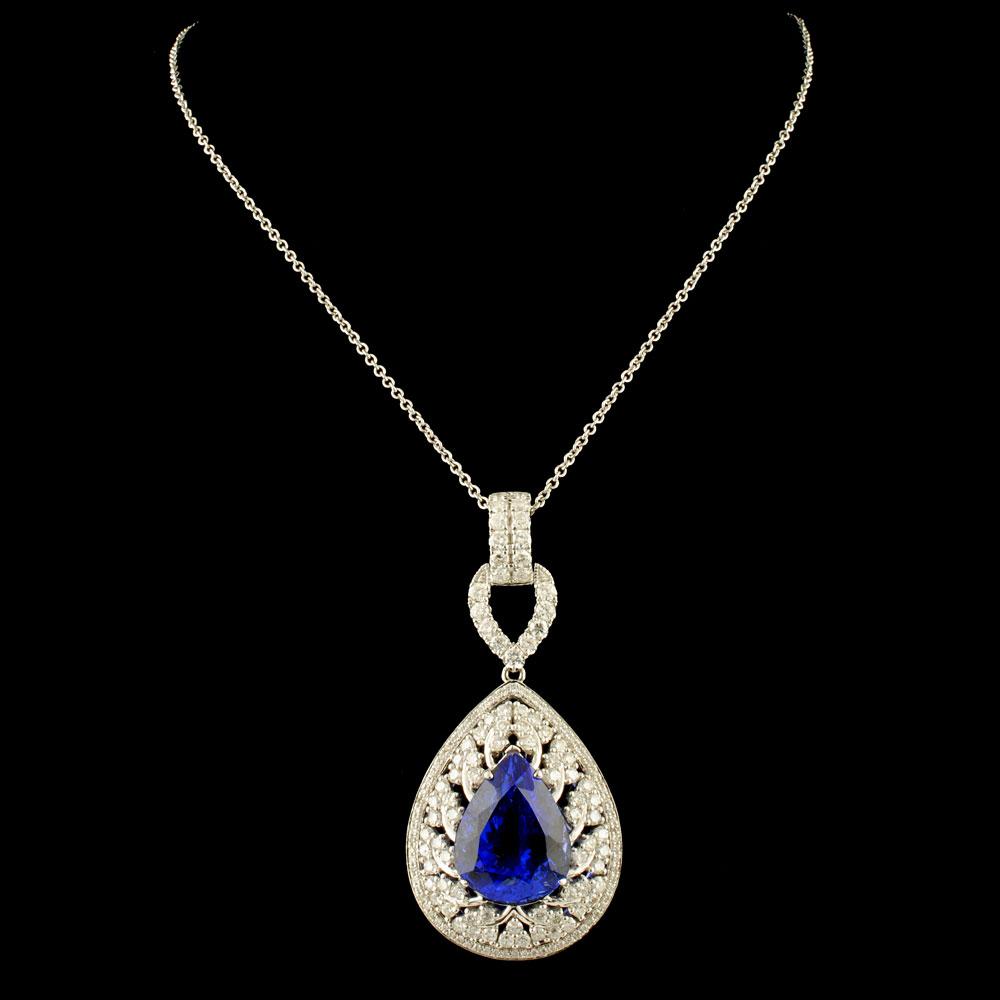 18K Gold 8.67ct Tanzanite & 1.70ctw Diamond Pendan