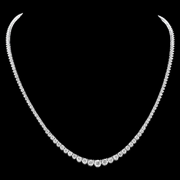 ^18k White Gold 12.00ct Diamond Necklace