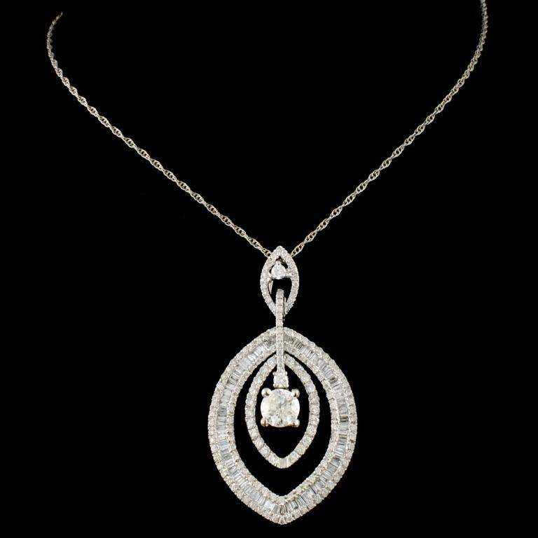 18K Gold 1.83ctw Diamond Pendant