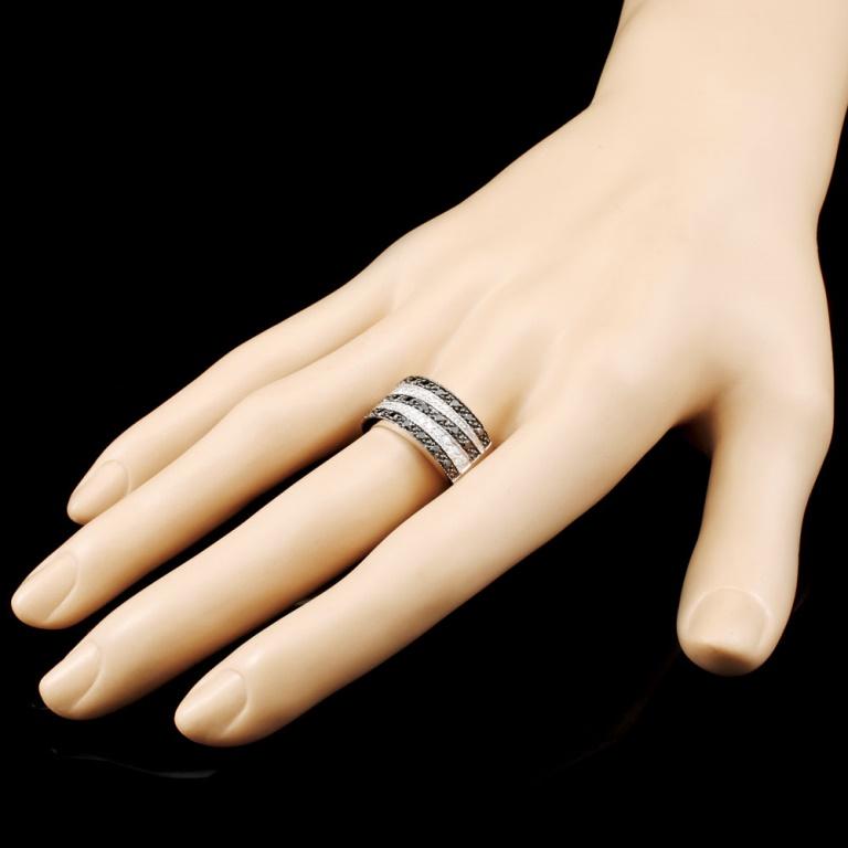 14K Gold 0.85ctw Fancy Color Diamond Ring