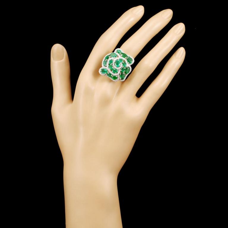 18K Gold 5.91ct Emerald & 0.84ctw Diamond Ring